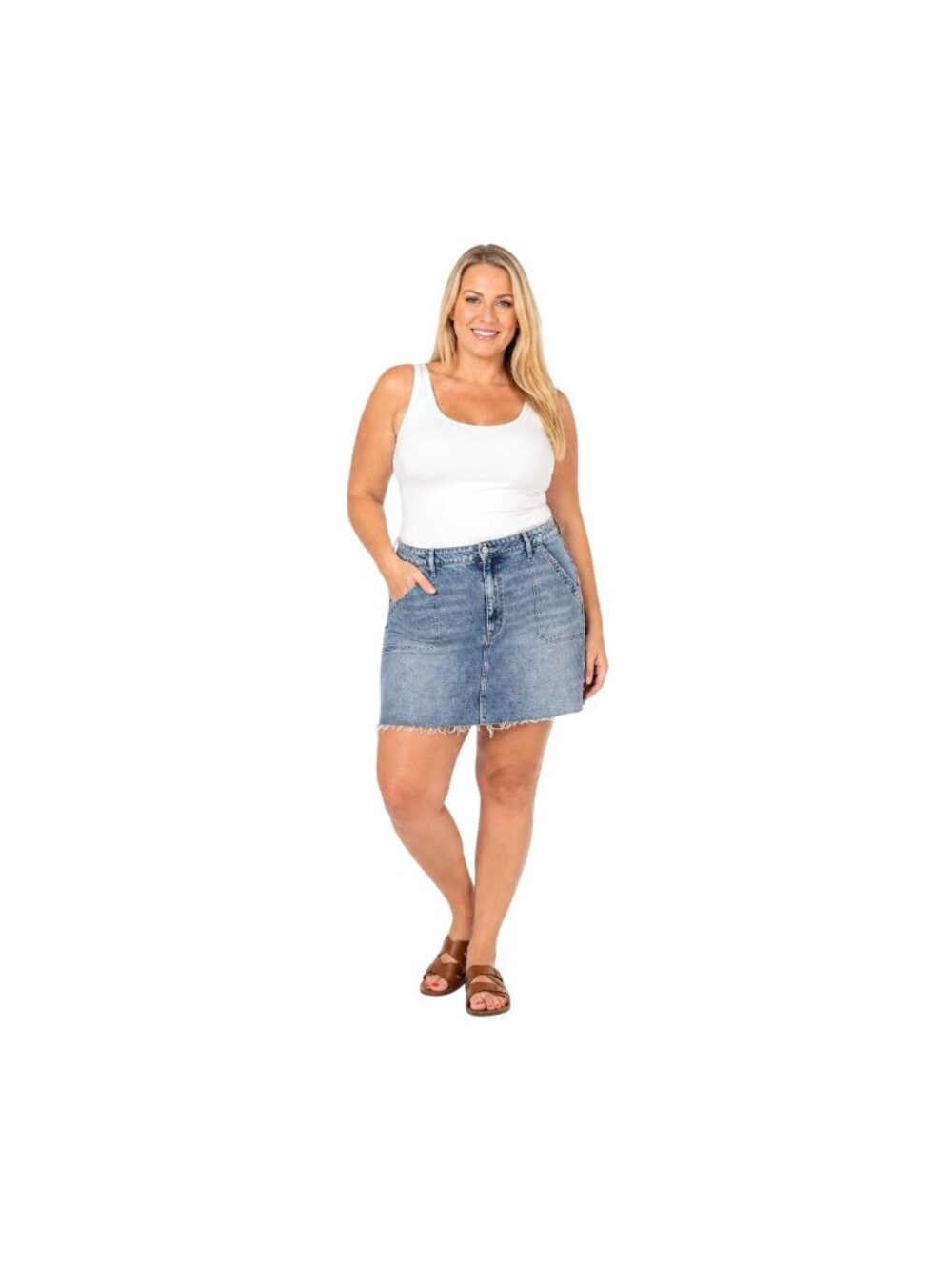 New Edited By Remi Bader Size 26W Light Wash Denim Skirt Raw Hem 67% Cotton